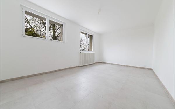 Appartement à louer    5 pièces •  Saint-Michel-sur-Orge