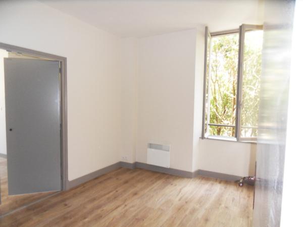 GRAND APPARTEMENT 3 PIECES DE 77 M2 DANS BASTIDE DE CARCASSONNE