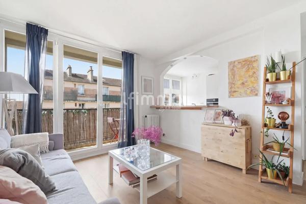 Vincennes Est- Appartement 3P/2CH 53m2- Balcon et Cave- Stationnement