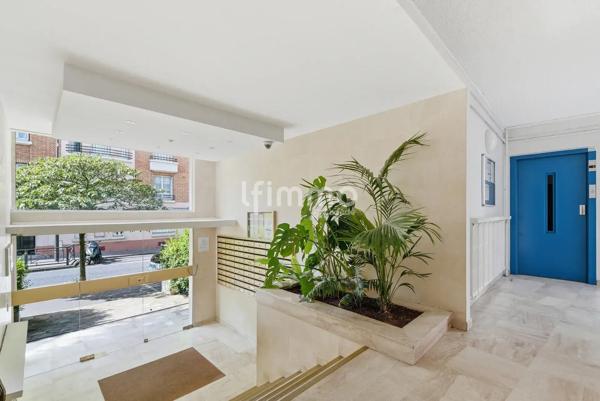Vincennes Est- Appartement 3P/2CH 53m2- Balcon et Cave- Stationnement