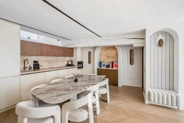 Paris 6ème, Appartement 2 Chambres -  74 m² à vendre