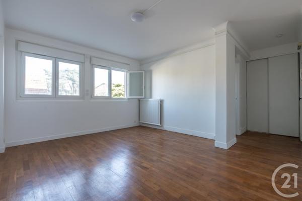 Appartement F1 à vendre  1 pièce - 31,41 m2 ST MAUR DES FOSSES - 94
