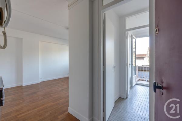 Appartement F1 à vendre  1 pièce - 31,41 m2 ST MAUR DES FOSSES - 94