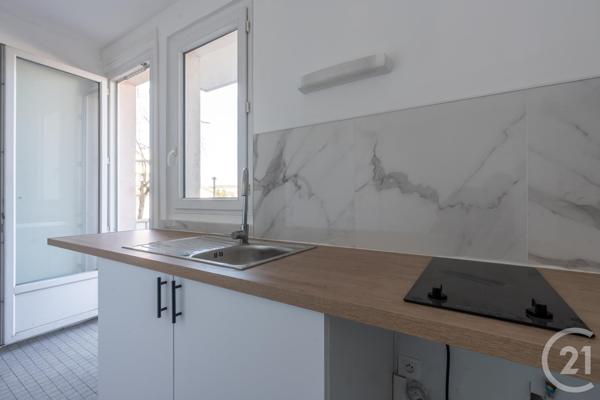 Appartement F1 à vendre  1 pièce - 31,41 m2 ST MAUR DES FOSSES - 94