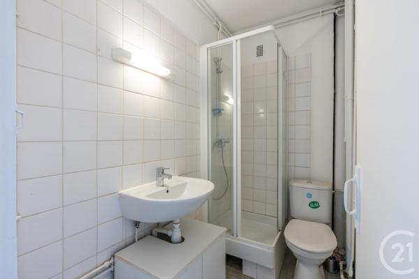 Appartement F1 à vendre  1 pièce - 31,41 m2 ST MAUR DES FOSSES - 94