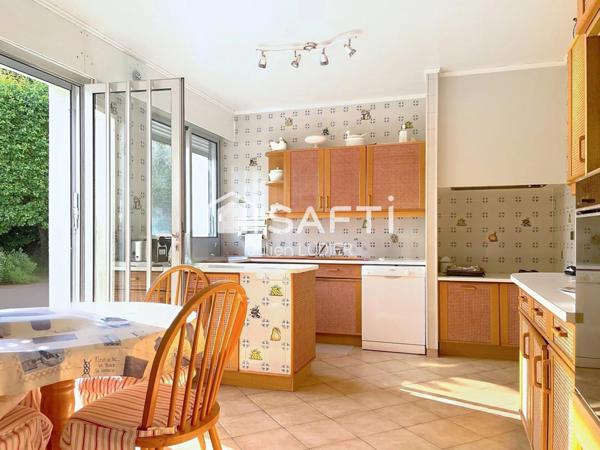 MAISON FAMILIALE SPACIEUSE LUMINEUSE PROCHE LISSES