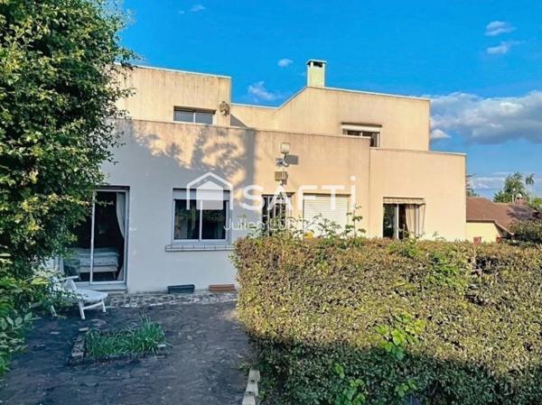 MAISON FAMILIALE SPACIEUSE LUMINEUSE PROCHE LISSES