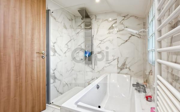 Maison à vendre    6 pièces •  Argenteuil