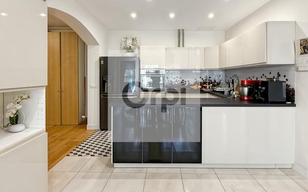 Maison à vendre    6 pièces •  Argenteuil