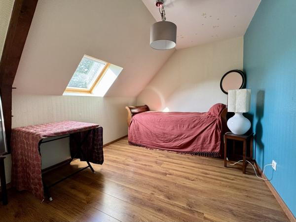 Maison  6 pièce(s)  4 chambre(s)  123 m²