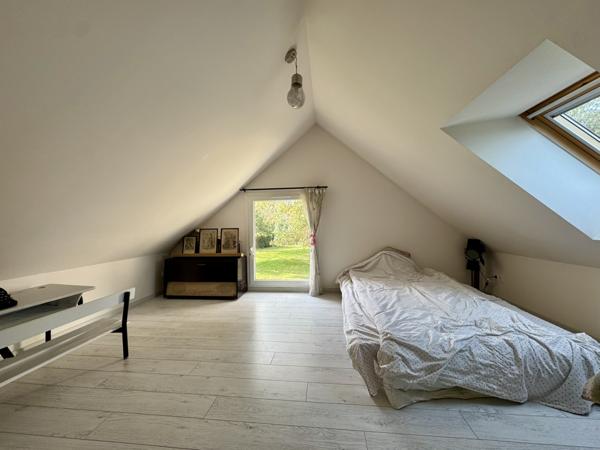 Maison  6 pièce(s)  4 chambre(s)  123 m²