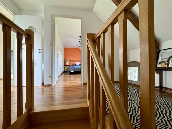 Maison  6 pièce(s)  4 chambre(s)  123 m²