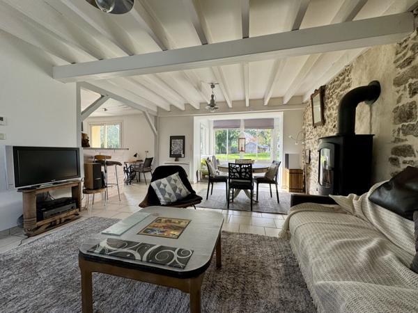 Maison  6 pièce(s)  4 chambre(s)  123 m²