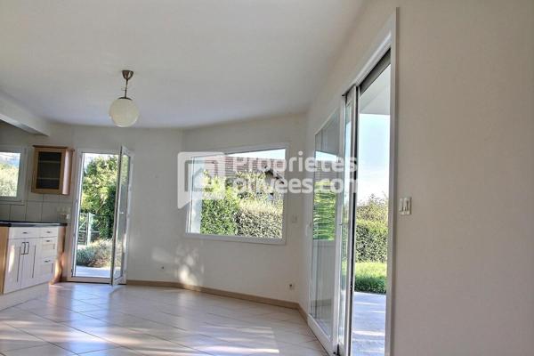 73100-Maison Brison Saint Innocent-5 chambres- 8 pieces