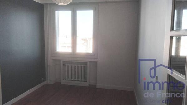 Appartement 4 pièces                                        - 42000 Saint-Étienne Réf : 2716-CIFVFOREZVELAY