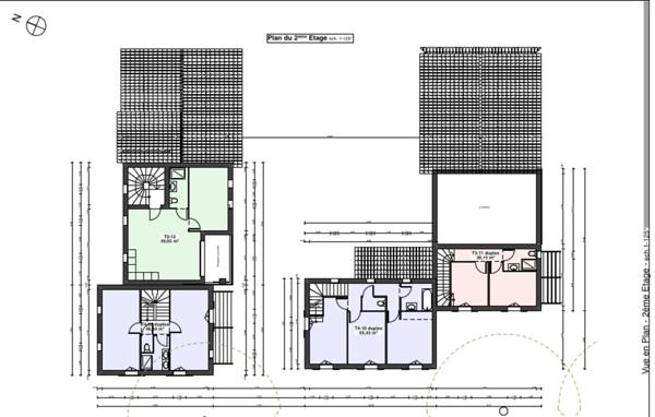 Cucuron : Terrain constructible avec PC purgé 12 appartements.