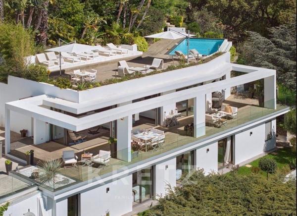 Écrin Suspendu sur la Méditerranée : Villa d’Exception à La Californie, Cannes
