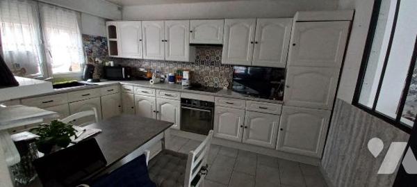 Dunkerque (59430) St Pol/mer, maison de ville des années 98 édifiée sur un terrain de 154 m². E...