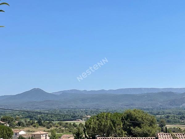 Terrain constructible a Pertuis, vue degagee et panoramique sur la Sainte Victoire, plain-pied ou R+1