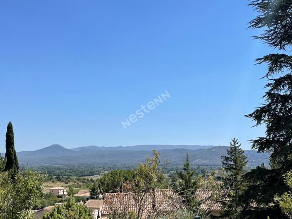 Terrain constructible a Pertuis, vue degagee et panoramique sur la Sainte Victoire, plain-pied ou R+1
