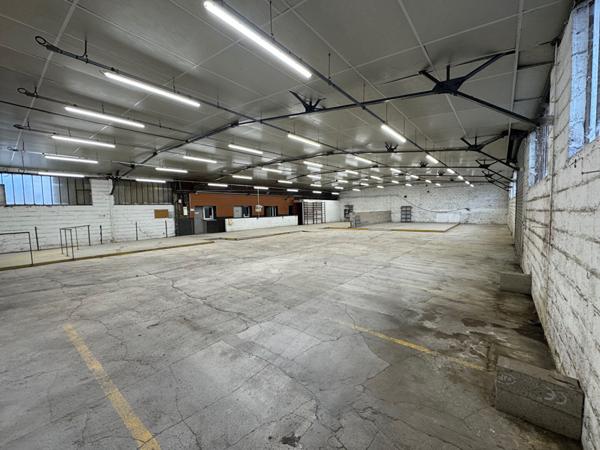 A LOUER ENTREPOT PROCHE CENTRE VILLE DE SAINT QUENTIN 02100.