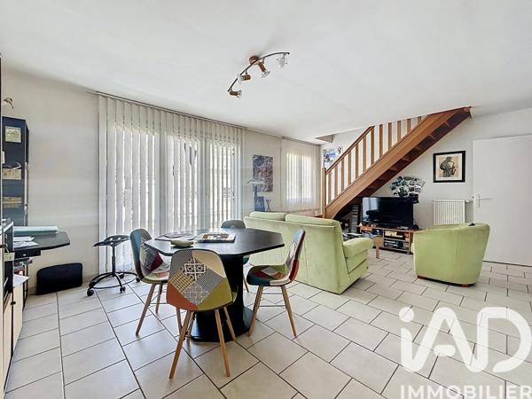 Maison à vendre 6 pièces 120 m² Favières
