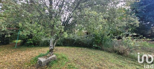 Maison traditionnelle 10 pièces de 292 m² à Cozes (17120)