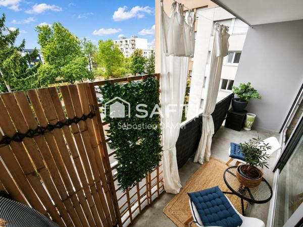 Lumineux 3 pièces rénové avec balcon à Saint-Louis