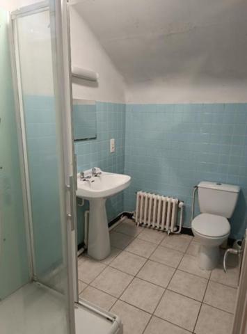 29520 Laz maison 5 chambres sous sol complet électricité récente  double vitrage tout à l'égout