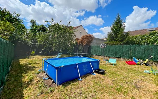 Maison à vendre    4 pièces • 112,71 m2 Le Blanc-Mesnil