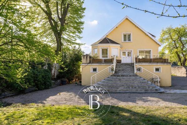 Triel-sur-Seine, Maison 6 Chambres -  247 m² à vendre