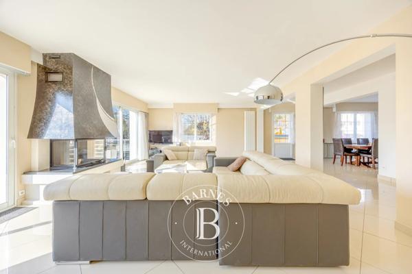 Triel-sur-Seine, Maison 6 Chambres -  247 m² à vendre