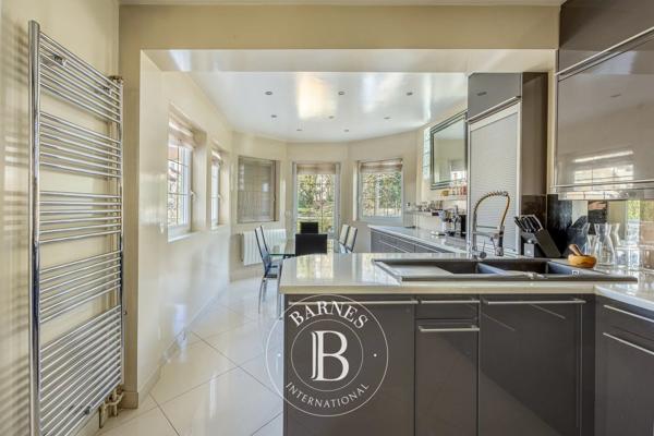 Triel-sur-Seine, Maison 6 Chambres -  247 m² à vendre