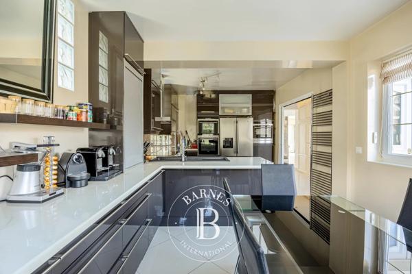 Triel-sur-Seine, Maison 6 Chambres -  247 m² à vendre