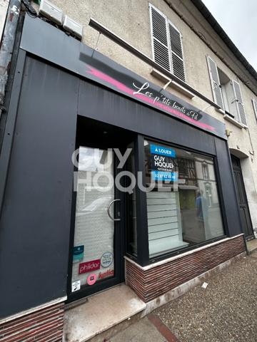 Local commercial en plein centre ville d'Ezy sur Eure