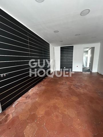 Local commercial en plein centre ville d'Ezy sur Eure