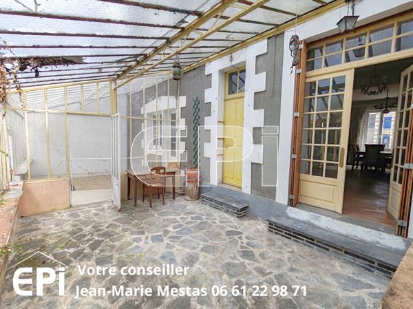 Thouars Maison ancienne Ajouter à ma sélection Référence : 6383