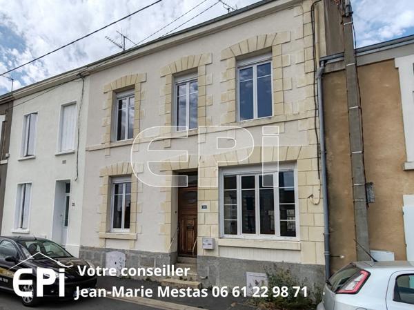 Thouars Maison ancienne Ajouter à ma sélection Référence : 6383