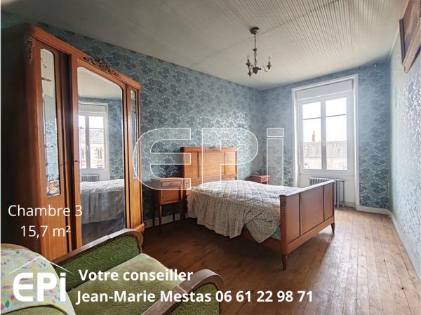 Thouars Maison ancienne Ajouter à ma sélection Référence : 6383
