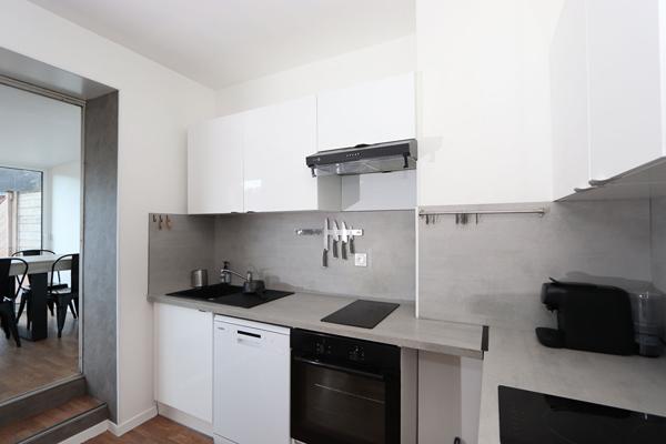 Saint-Nazaire, tout proche du Jardin des plantes, maison familiale de 138 m² au sol + local commercial