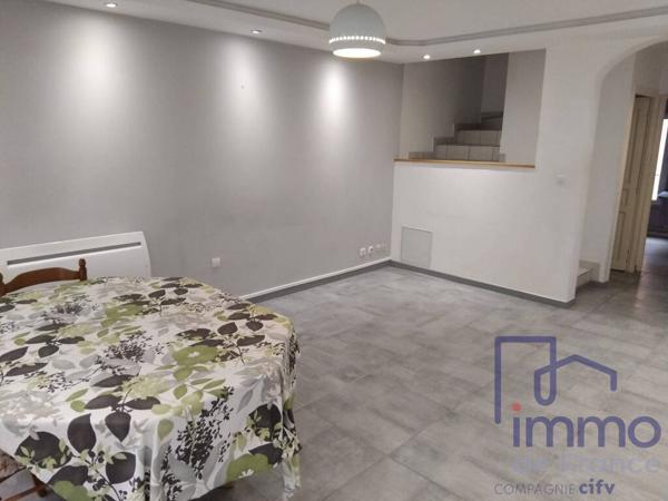 Maison de ville avec local en plein centre-ville