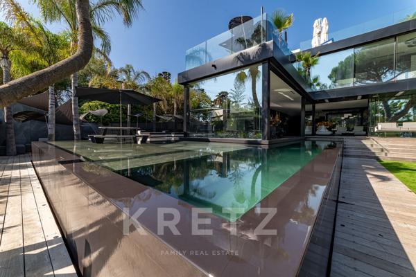 Prestigieuse villa d'architecte vue mer