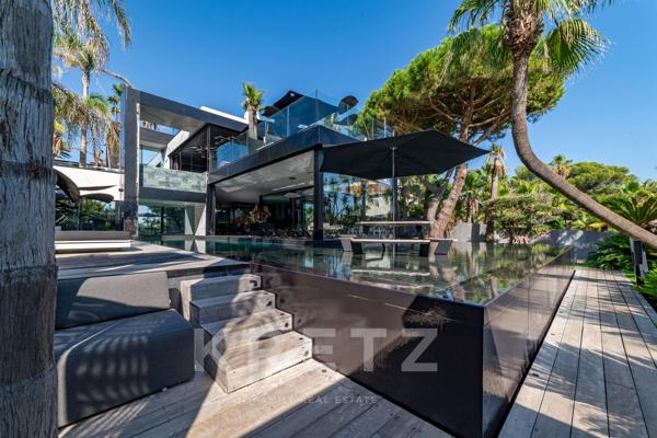 Prestigieuse villa d'architecte vue mer