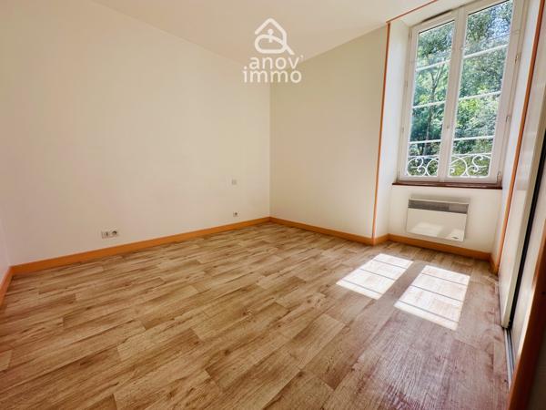 Appartement
                                                                                                                                                                                                                                                                                                                        2 pièce(s)                                                                                                                                                                                                          1 chambre(s)                                                                                                                                                                                                          53  m²