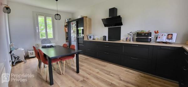 Maison Verneuil D Avre Et D Iton 6 pièce(s) 114 m2