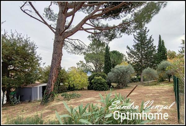 À VENDRE – TERRAIN 1 013 m² – PIERREVERT (04860) – SECTEUR RÉSIDENTIEL RECHERCHÉ