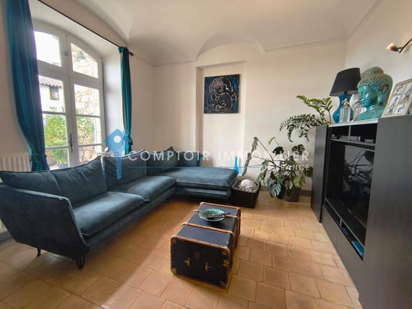 Maison
                                                                                                                                                                                                                                                                                                                        18 pièce(s)                                                                                                                                                                                                                                                                                                                              428  m²