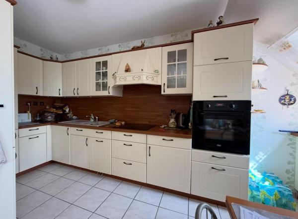 Appartement à PLOERMEL, 56800 - 3 pièces 80m²