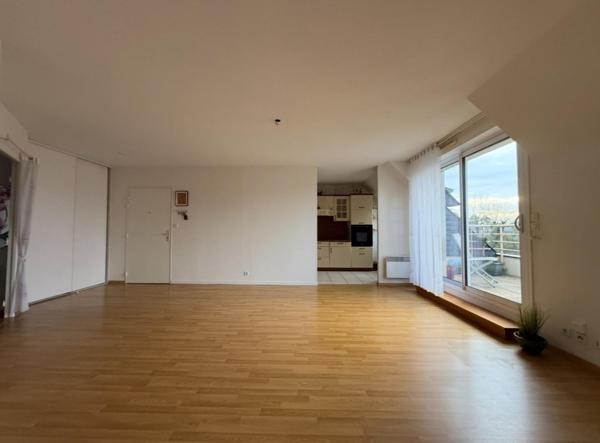 Appartement à PLOERMEL, 56800 - 3 pièces 80m²