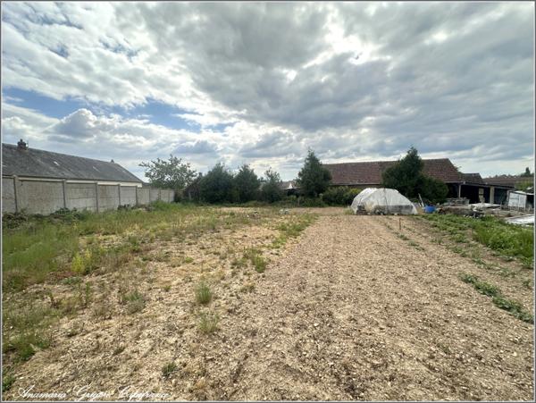 Terrain à vendre COURVILLE SUR EURE - Lancey (28) 730 m²